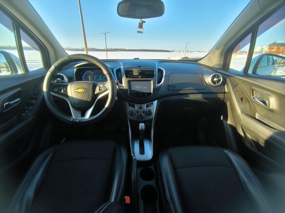 2015 Chevrolet Tracker III, серебристый, 1300000 рублей - вид 12