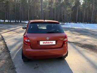 2007 Skoda Fabia II, красный, 450000 рублей, вид 3