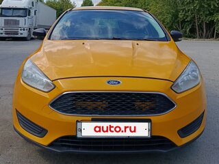 2015 Ford Focus III Рестайлинг, жёлтый, 590000 рублей, вид 2