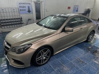 2015 Mercedes-Benz E-Класс 250 IV (W212, S212, C207) Рестайлинг, бежевый, 1600000 рублей, вид 1