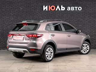 2020 Kia Rio X-Line IV, коричневый, 1420000 рублей, вид 4