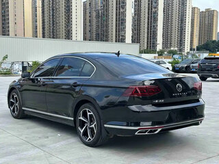 2023 Volkswagen Magotan B8 Рестайлинг, чёрный, 1771300 рублей, вид 4