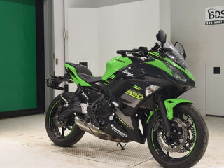 2021 Kawasaki Ninja 650, зелёный, 860000 рублей, вид 1