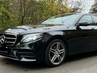 2019 Mercedes-Benz E-Класс 200 d V (W213, S213, C238), чёрный, 2600000 рублей, вид 2