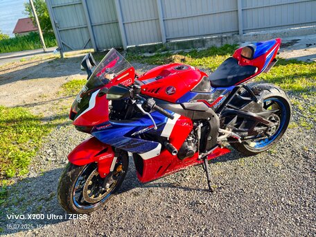 2020 Honda CBR 1000 RR/RA Fireblade, красный, 2300000 рублей, вид 1