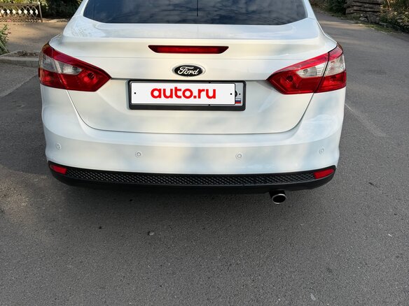 2012 Ford Focus III, белый, 1200000 рублей - вид 4