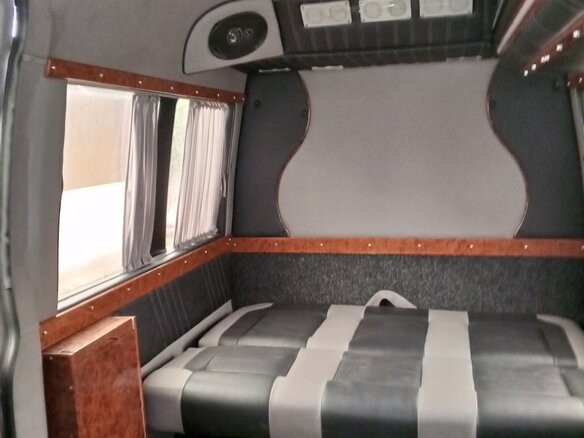 2005 Iveco Daily, белый, 1500000 рублей - вид 10