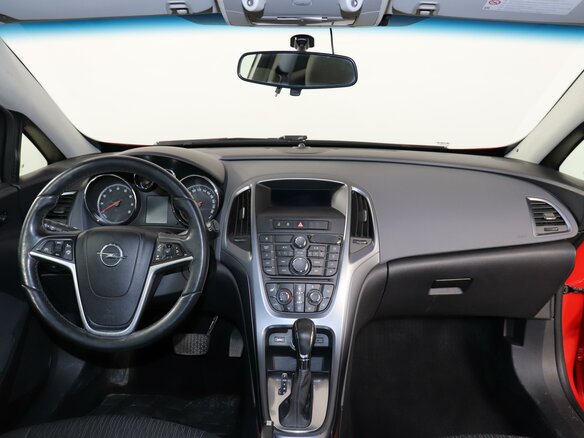 2012 Opel Astra GTC J Рестайлинг, красный - вид 16