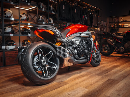 2026 Ducati XDiavel, красный, 3475000 рублей, вид 3