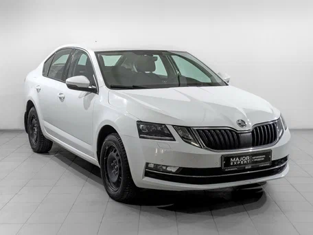 2020 Skoda Octavia III (A7) Рестайлинг, белый, 1790000 рублей, вид 3
