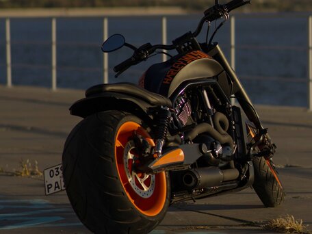 2008 Harley-Davidson V-Rod, чёрный, 2000000 рублей, вид 2