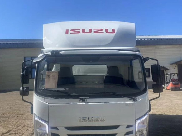 2023 Isuzu Elf (N-series), белый, 4290000 рублей