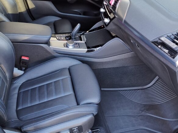 2020 BMW X4 M40d II (G02), чёрный, 6400000 рублей - вид 6