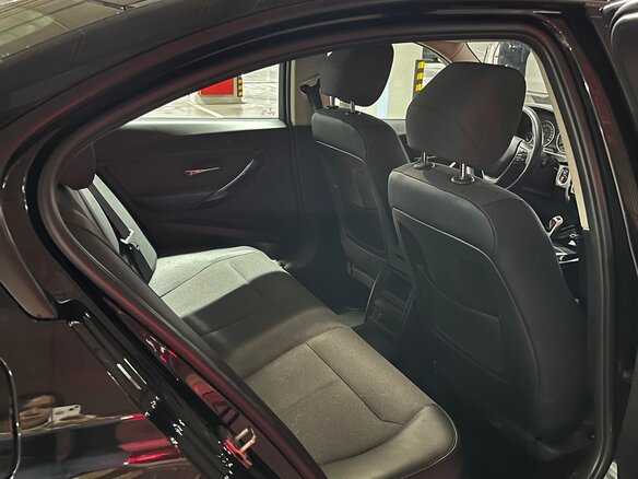 2018 BMW 3 серии 320i VI (F3x) Рестайлинг, чёрный - вид 14