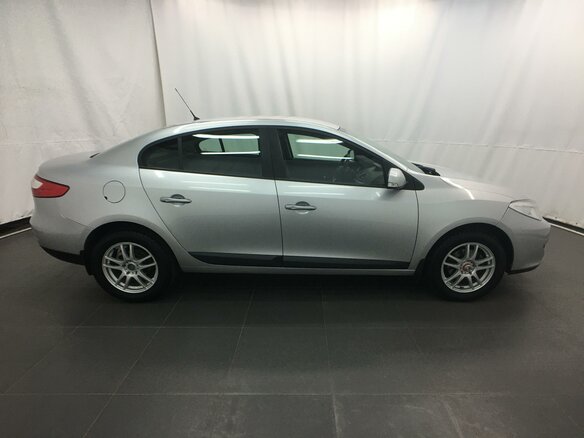 2010 Renault Fluence I, голубой - вид 13