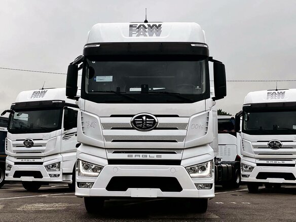 2024 FAW J7, белый, 8500000 рублей - вид 4