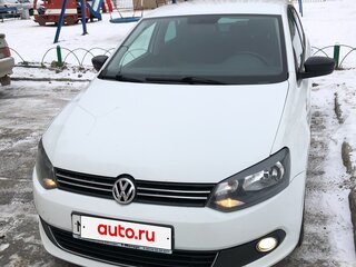 2014 Volkswagen Polo V, белый, 670000 рублей, вид 1