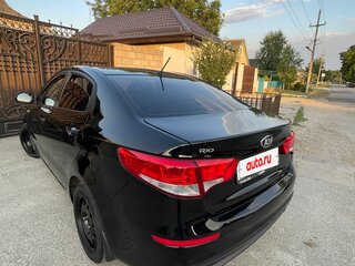 2015 Kia Rio III Рестайлинг, чёрный, 925000 рублей, вид 5