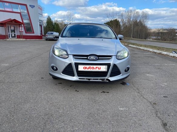 2011 Ford Focus III, серебристый, 499999 рублей
