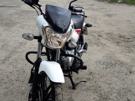 2017 Bajaj V 150, белый, 99000 рублей, вид 4