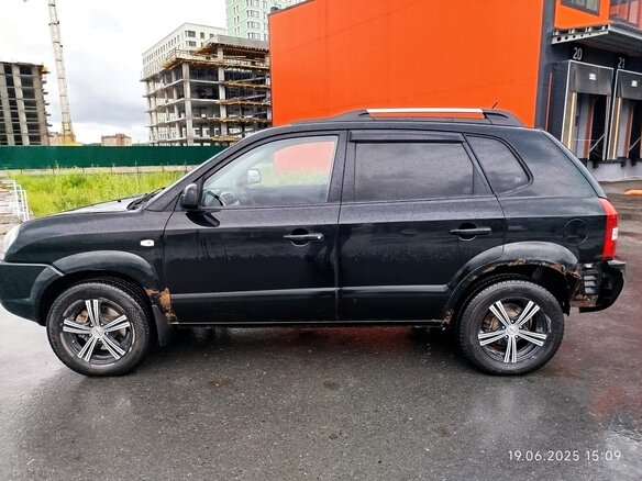 2008 Hyundai Tucson I, чёрный, 600000 рублей - вид 3