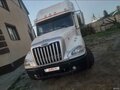 2003 Freightliner Columbia, белый, 1600000 рублей