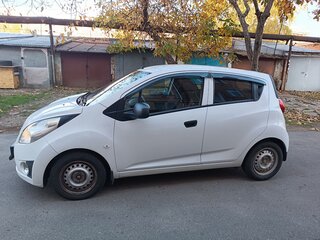 2013 Chevrolet Spark III, белый, 720000 рублей, вид 3