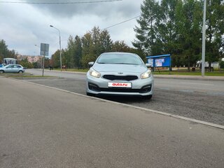 2016 Kia Ceed II Рестайлинг, серебристый, 1199000 рублей, вид 2