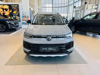 2026 Volkswagen Tharu XR 300 TSI, серый, 3100000 рублей, вид 2