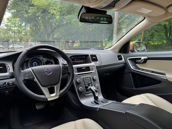 2013 Volvo S60 II Рестайлинг, оранжевый - вид 22