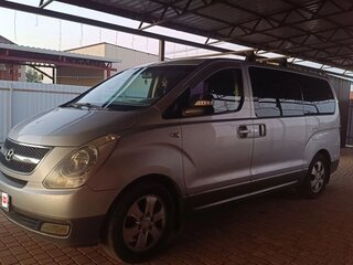 2009 Hyundai Grand Starex I, серебристый, 1500000 рублей, вид 2