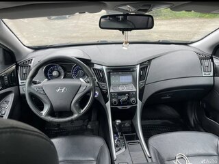 2012 Hyundai Sonata VI (YF), чёрный, 1540000 рублей, вид 3