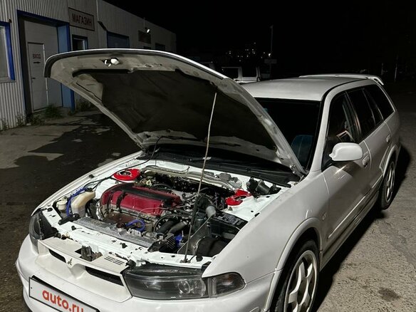 1998 Mitsubishi Legnum, белый, 1200000 рублей