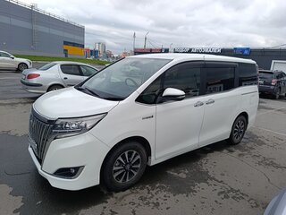 2017 Toyota Esquire I, белый, 1950000 рублей, вид 5