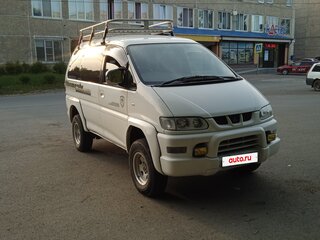 2005 Mitsubishi Delica IV, белый, 1580000 рублей, вид 1