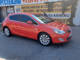 2012 Opel Astra J Рестайлинг, красный, 900000 рублей, вид 4