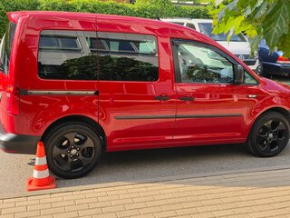 2018 Volkswagen Caddy IV, красный, 1800000 рублей, вид 3