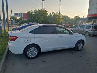 2017 Lada (ВАЗ) Vesta I, белый, 970000 рублей, вид 4