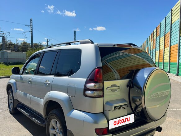 2005 Toyota Land Cruiser Prado 5-speed 120 Series, серебристый, 1900000 рублей - вид 4