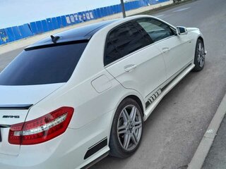 2011 Mercedes-Benz E-Класс 350 IV (W212, S212, C207), чёрный, 2000000 рублей, вид 4