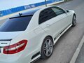 2011 Mercedes-Benz E-Класс 350 IV (W212, S212, C207), чёрный, 2000000 рублей - вид 3