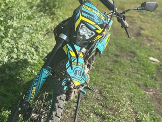 2023 Regulmoto Seven 125E, чёрный, 77777 рублей, вид 3