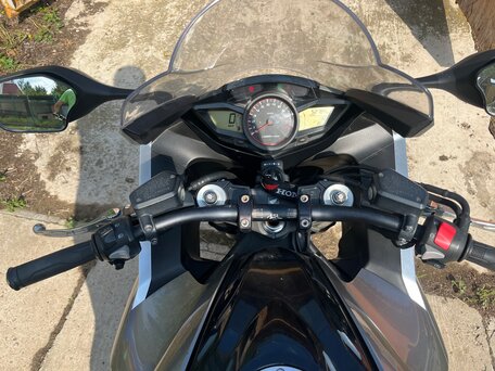 2011 Honda VFR 1200, серый, 750000 рублей, вид 4