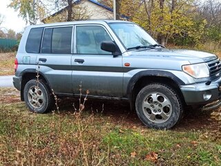 2003 Mitsubishi Pajero Pinin, серебристый, 500000 рублей, вид 3