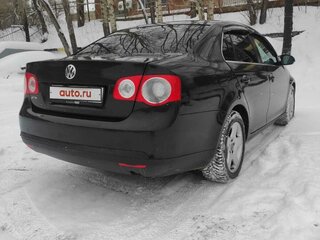2009 Volkswagen Jetta V, чёрный, 500000 рублей, вид 4
