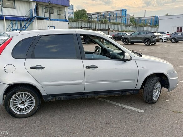 2011 Lada (ВАЗ) Kalina Sport I, серебристый, 140099 рублей - вид 5