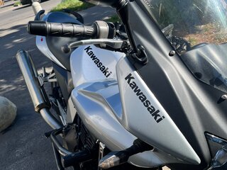 2006 Kawasaki Z 750, серебристый, 470000 рублей, вид 4