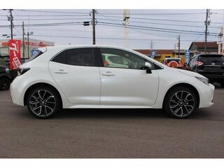 2019 Toyota Corolla XII (E210), белый, 1590000 рублей, вид 3