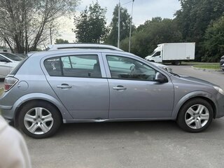 2010 Opel Astra H Рестайлинг, серый, 320000 рублей, вид 2