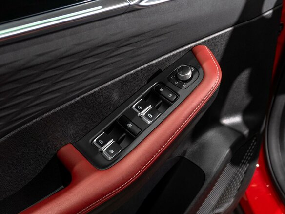2023 Geely Coolray I Рестайлинг, красный - вид 25